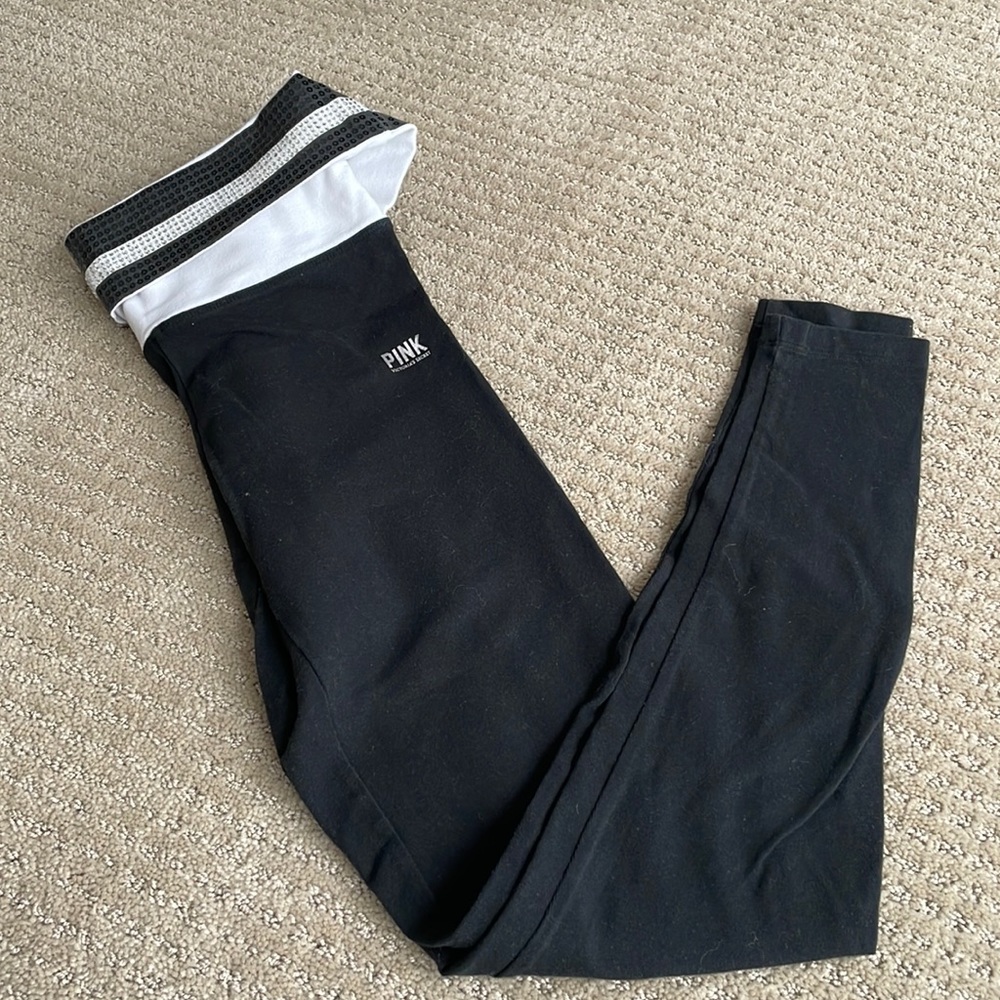 PINK Victoria’s Secret yoga pants - xs